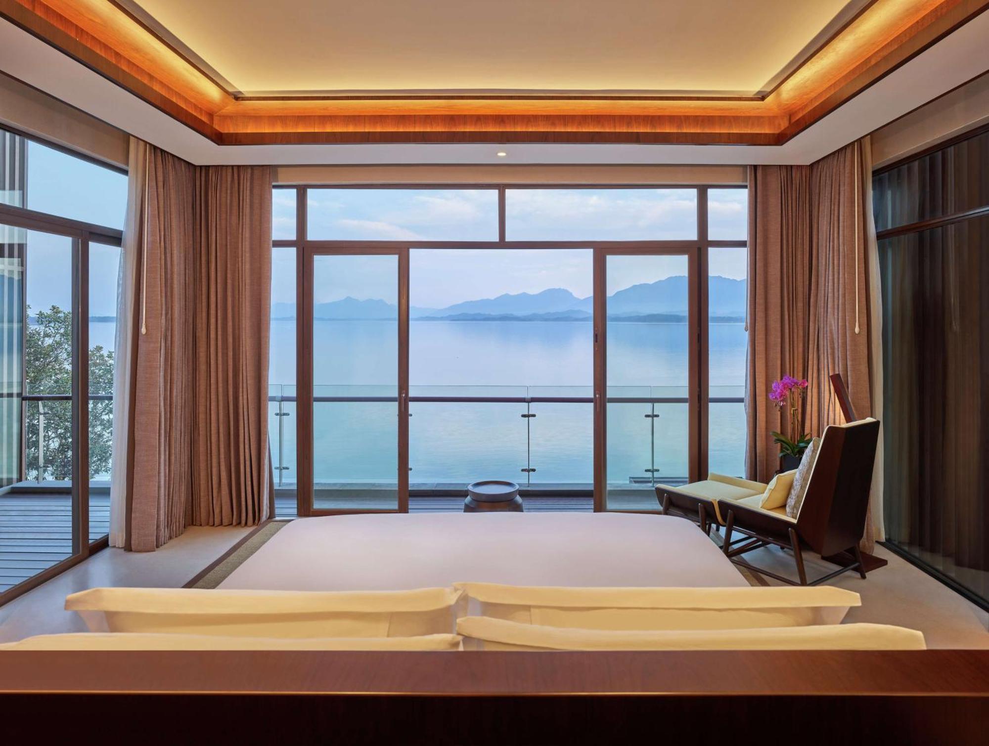 Lushan West Sea Resort, Curio Collection By Hilton Csiucsiang Kültér fotó